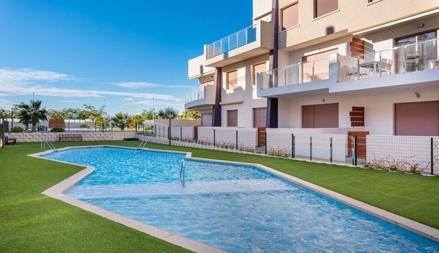 Apartment 'Michael' with Shared Pool, Wi-Fi and Air Conditioning