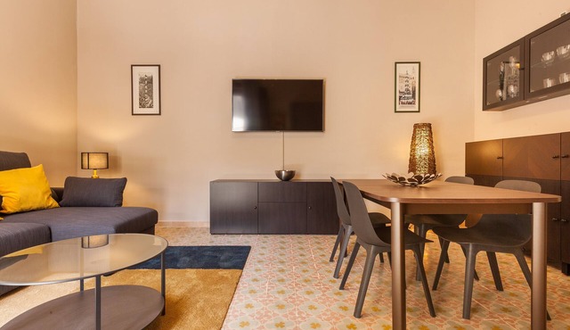 Apartment 'Apartament Ull De Llebre' with Shared Terrace, Wi-Fi and Air Conditioning