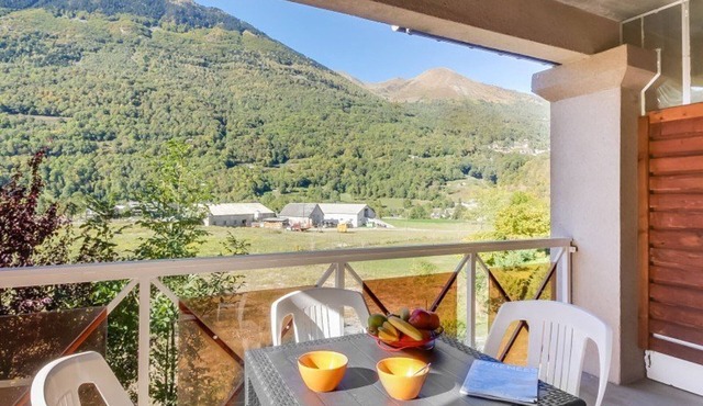 Apartment Esquièze-Sère, 2 bedrooms, 6 persons