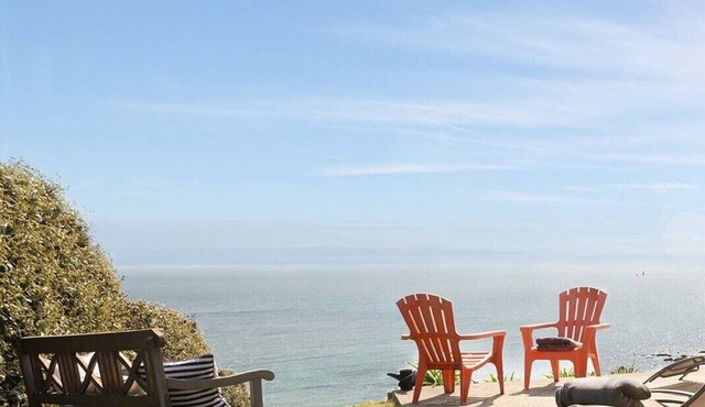 Apartment, exceptional sea view.