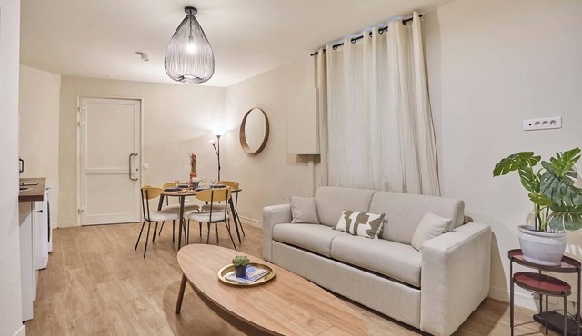 Apartment Exposition Center
