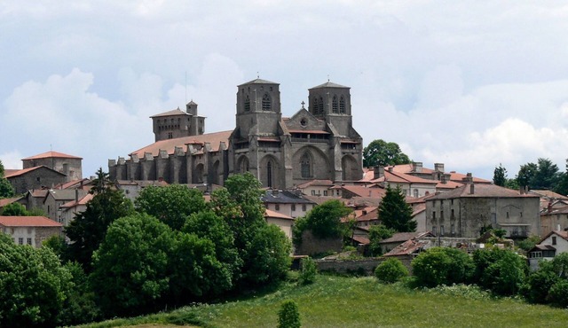 Apartment for 5 people, in Auvergne, near La Chaise-Dieu