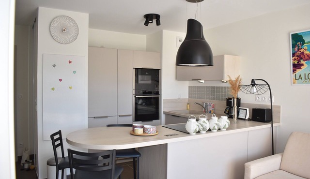 Apartment for 3 people in Chateau Vert with swimming pool