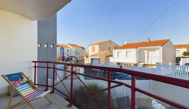 Apartment for 4 in the Chaume district