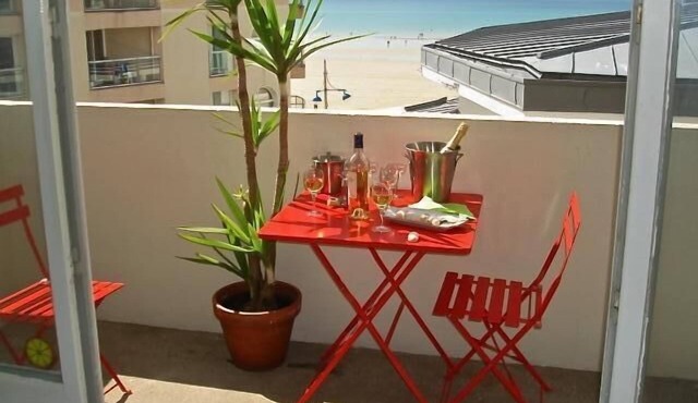 APARTMENT Facing the SEA (Box, wifi, CANAL +, Apple TV)