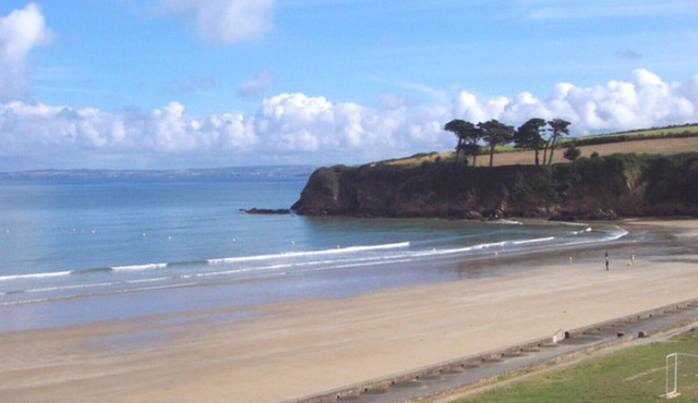 APARTMENT FACING THE BEACH OF RIS RESIDENCE OF YS IN DOUARNENEZ