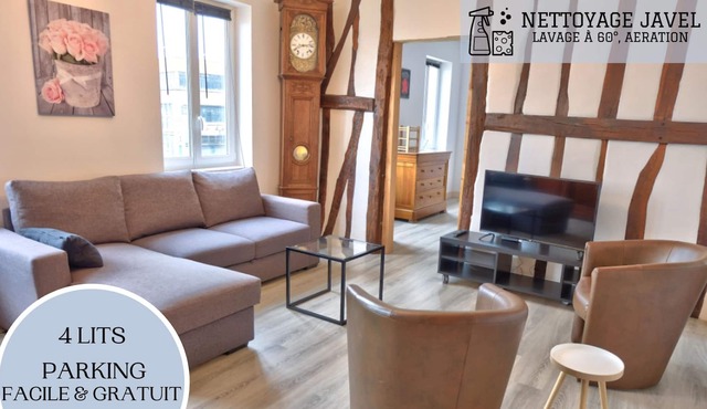 Apartment-Family-Ensuite with Shower-Street View