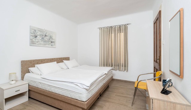 Apartment Family Tokić - One Bedroom Apartment with Terrace