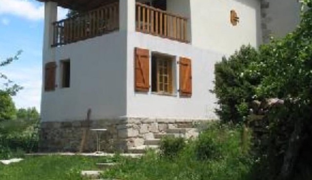 Apartment/ flat - MérinchalHouse with garden