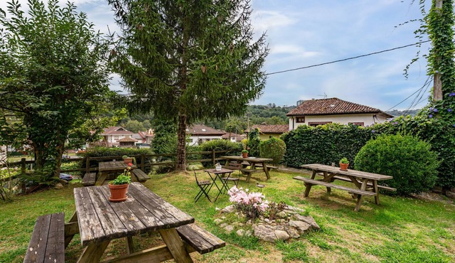 Apartment 'Florenta G4' with Mountain View, Shared Garden and Wi-Fi
