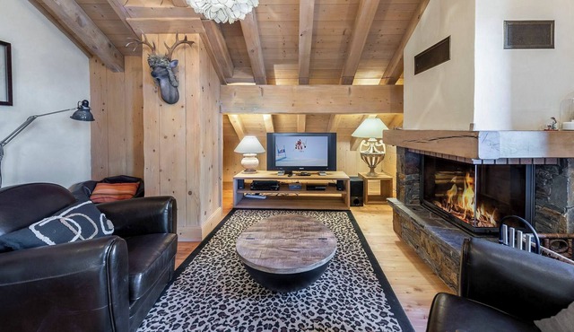 Apartment Fontany - Five Bedroom Villa, Sleeps 10