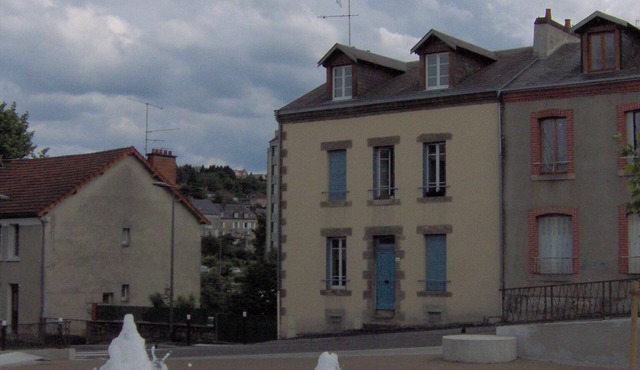 Apartment for 2 people in the center of a "large village in the countryside"