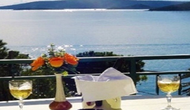 APARTMENT FOR 4 PERSONS/2 BEDROOMS/SEA VIEW