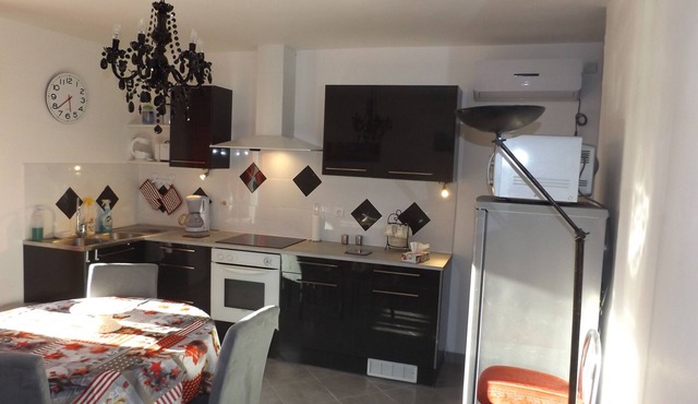 Apartment for 4 people in Vergèze