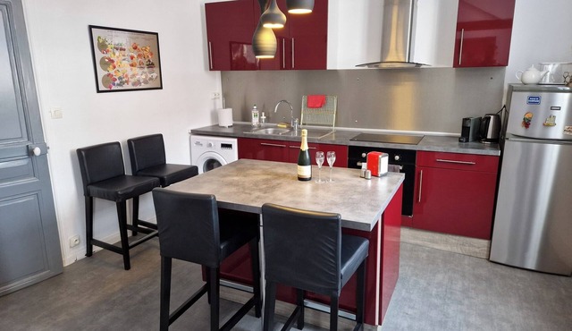 Apartment for 4 people in the heart of downtown Epernay- Champagne,