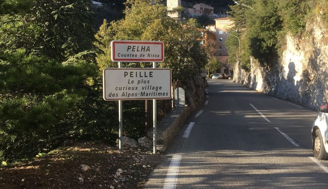 Apartment for 4 people in a picturesque village near Monaco