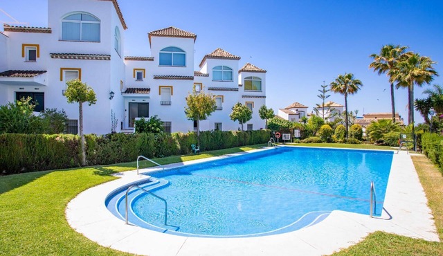 Apartment for 4 persons approx. 100 qm in Las Chapas, Andalusia (Costa del Sol)