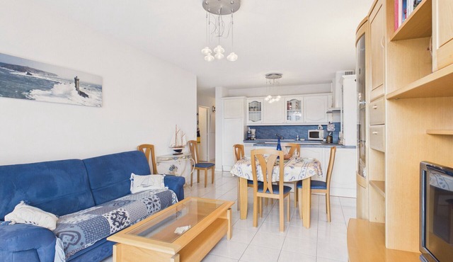 Apartment for 4 with balcony – City center