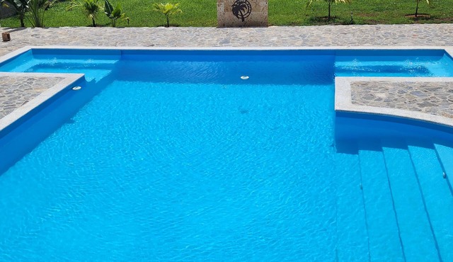 Apartment for 4 with large poolnnnn