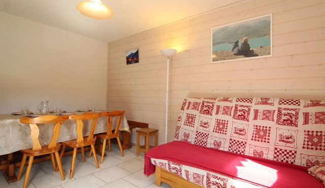 Apartment for 6 in Val Cenis Lanslevillard, includes parking