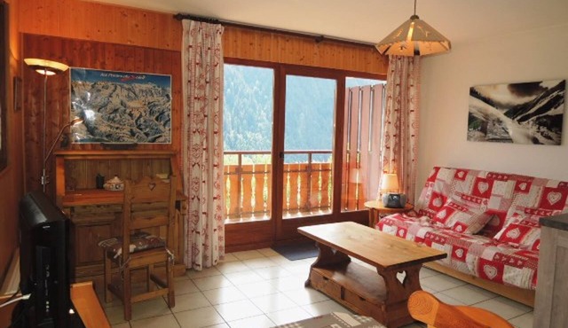 Apartment for 6 in Châtel with Parking and Wifi