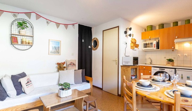 Apartment for 6 in Vielle-Aure - Near cable car, private parking