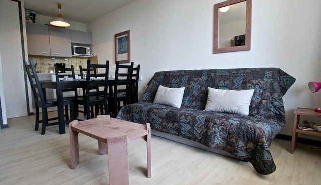 Apartment for 6 near slopes, pets allowed, balcony