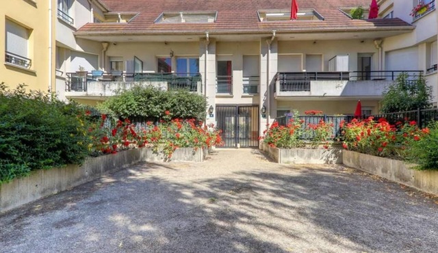 Apartment for 6 people near Disneyland Paris - Terrace - Underground parking