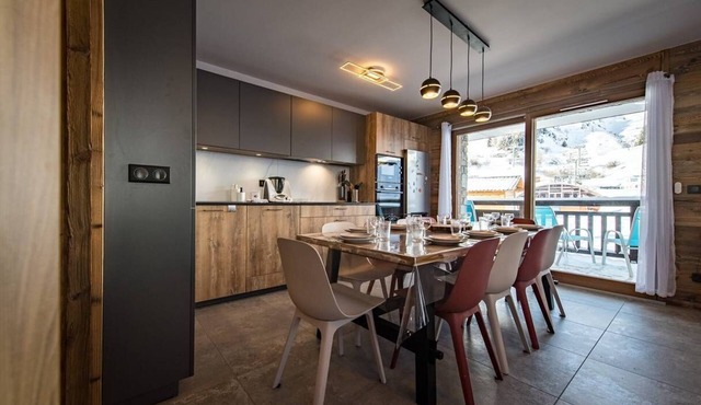 Apartment for 8/10 people in a new residence on the slopes