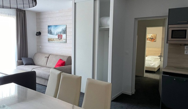 Apartment for 8 people in Gourette with pool access