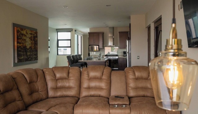 Apartment for 8 with terrace and BBQ in the city center