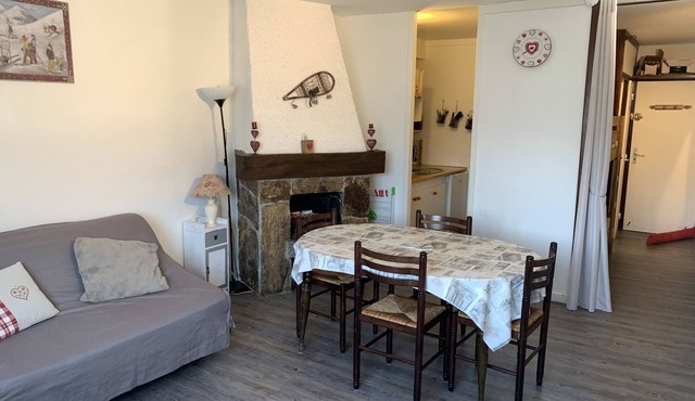 Apartment for 5 People at the Foot of the Slopes