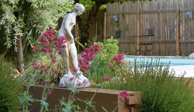 Apartment - 28 m² - holidays and work in the Dordogne 9 km Périgueux