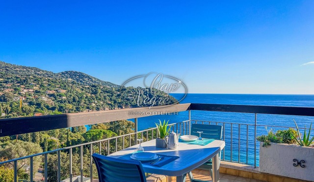 Apartment for 4 people in Le Canadel