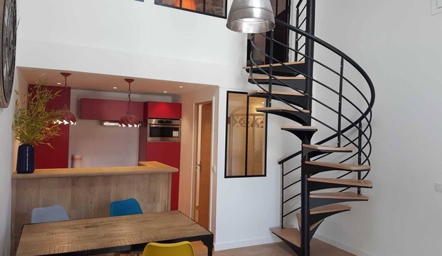 Apartment in village of character, calm, south Ardèche, river, hike, bike
