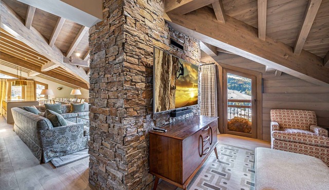 Apartment Glow - Five Bedroom Villa, Sleeps 12