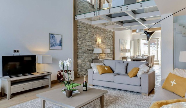 Apartment Frais - Five Bedroom Villa, Sleeps 11