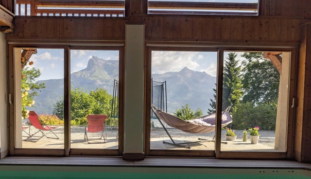 Apartment 'Ferme de Faustine 2' with Mountain View, Shared Pool and Wi-Fi