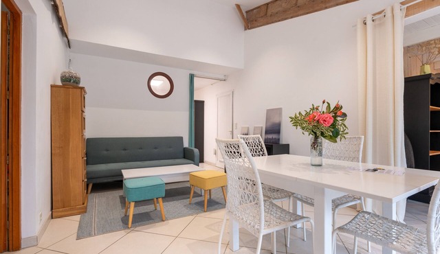 Apartment 'Petit Appartement' with Shared Garden and Wi-Fi