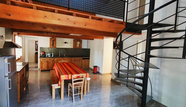 Apartment in village house sleeps 7, garden and pool.