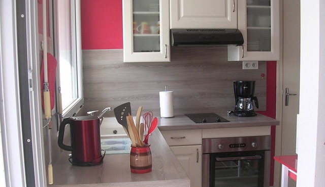 Apartment with sea view and Nauzan beach