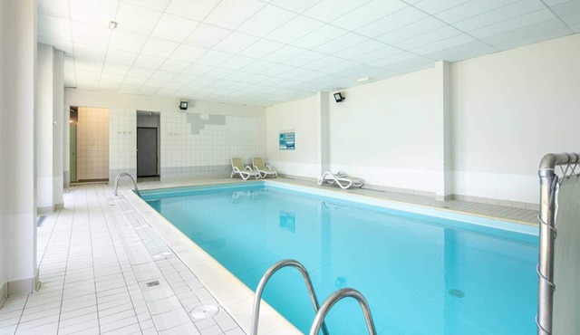 Apartment in French Alps with Pool Access