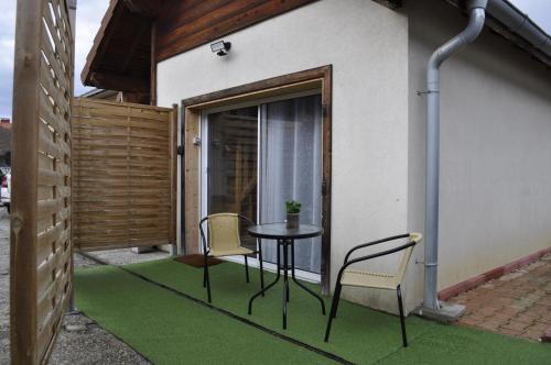 Apartment type f1 to