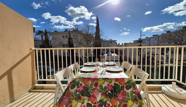 Apartment 150 M from the beach, washing machine, Wi Fi.