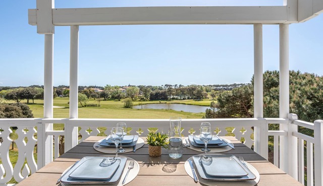 Apartment 'La Terrasse Du Golf' with Shared Pool, Private Terrace and Balcony