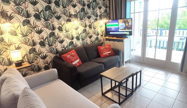 Apartment T3 + large terrace on the Golf of Port Bourgenay