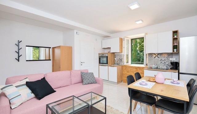 Apartment Fragola - One Bedroom Apartment, Sleeps 2