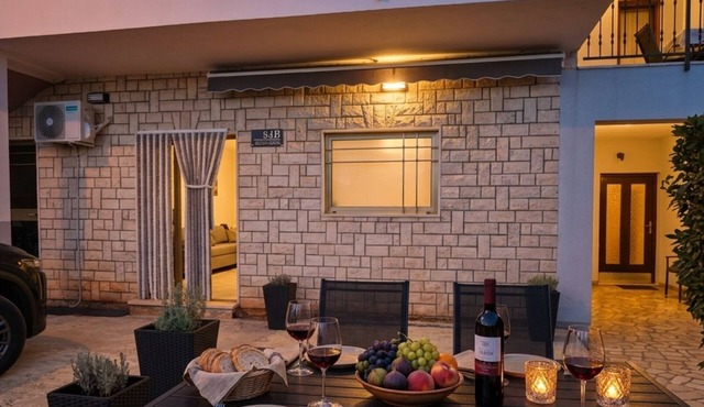 Apartment Fuzalo · Relax & BBQ by Villas Guide