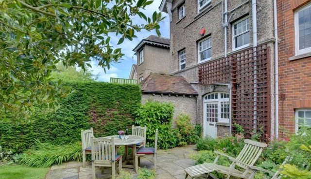 Apartment Garden in Sandwich - 3 persons, 2 bedrooms