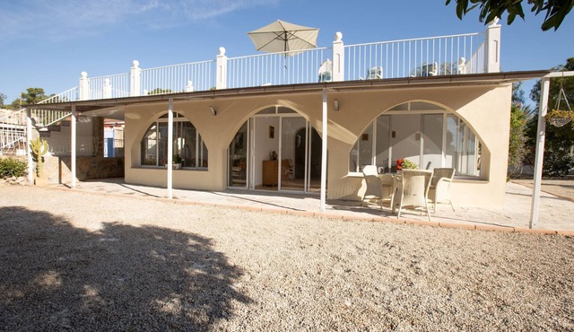 Apartment 'Garten Und Pool' with Sea View, Wi-Fi and Air Conditioning